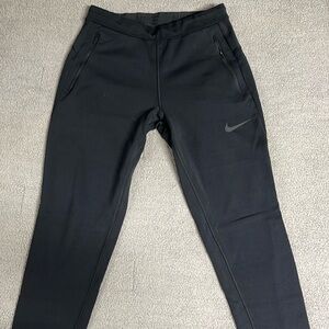 Nike Thermal Sweatpants